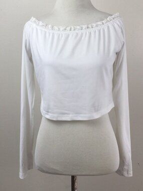 Romwe Ivory Top m
